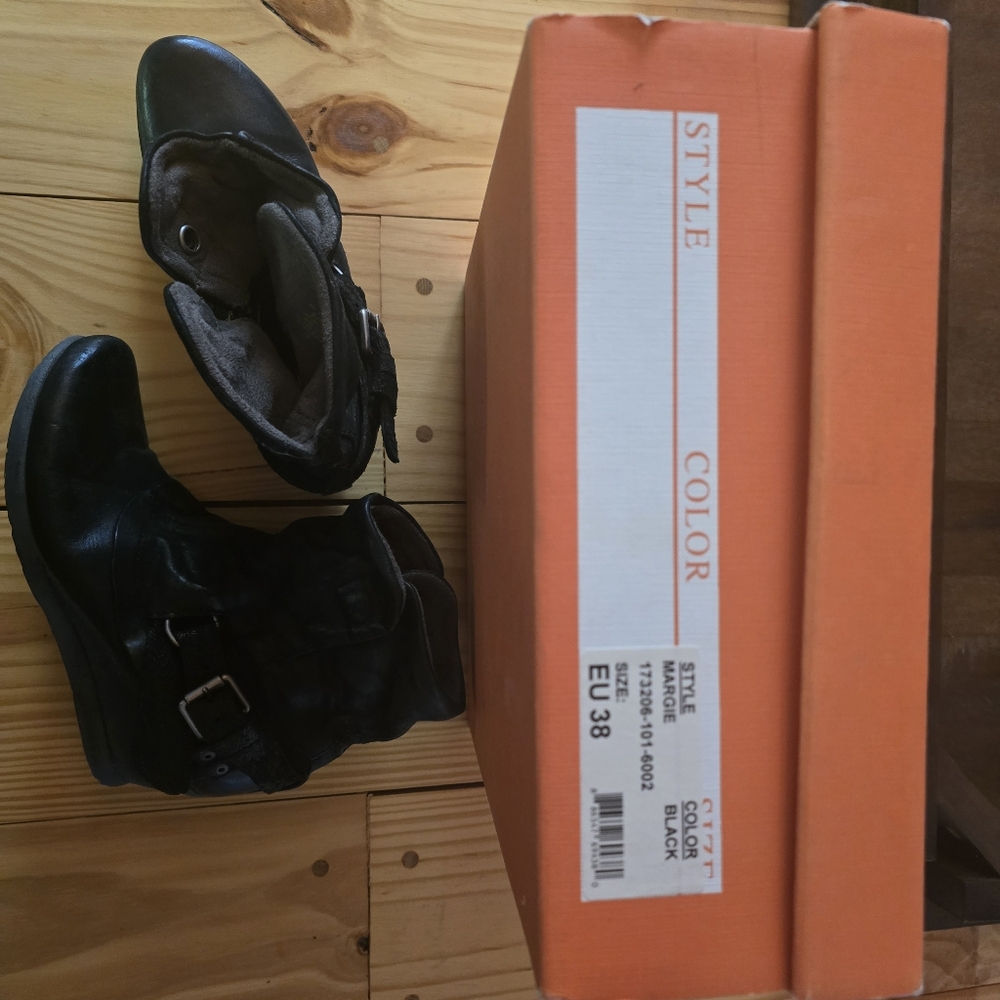 Black Women's Booties MIZ MOOZ - Picture 10 of 10